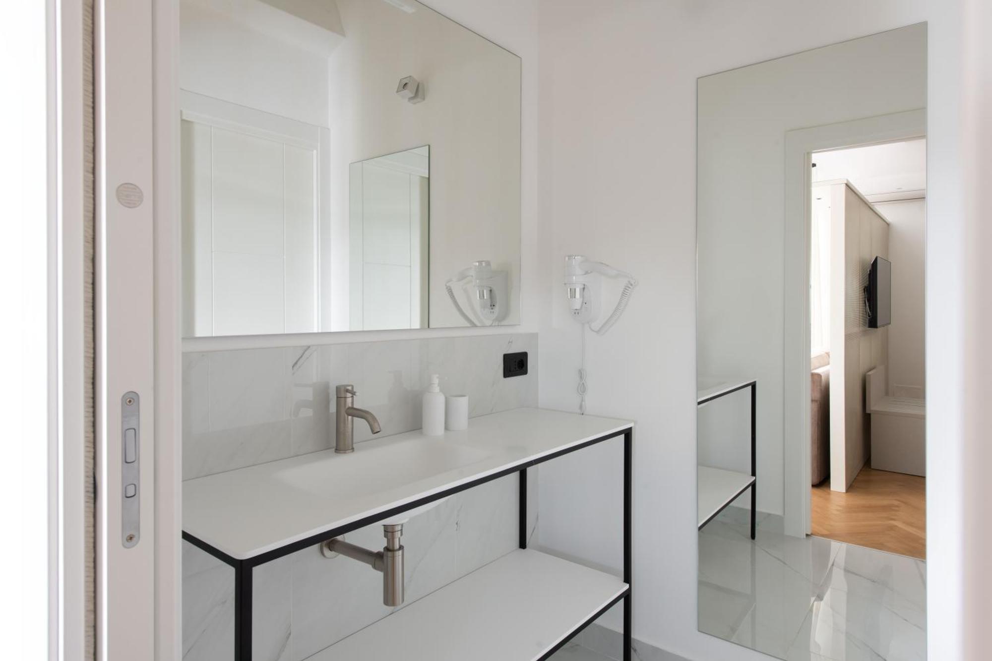 Giglio Apartment *